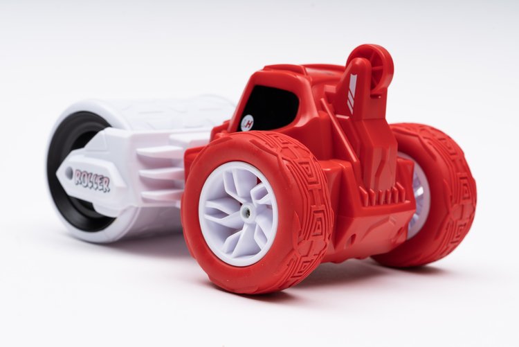 LiteHawk RemoteControl Roller Ages 6+ Playful Minds