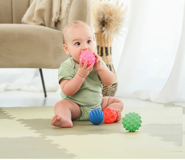Textured Mini Balls Edushape