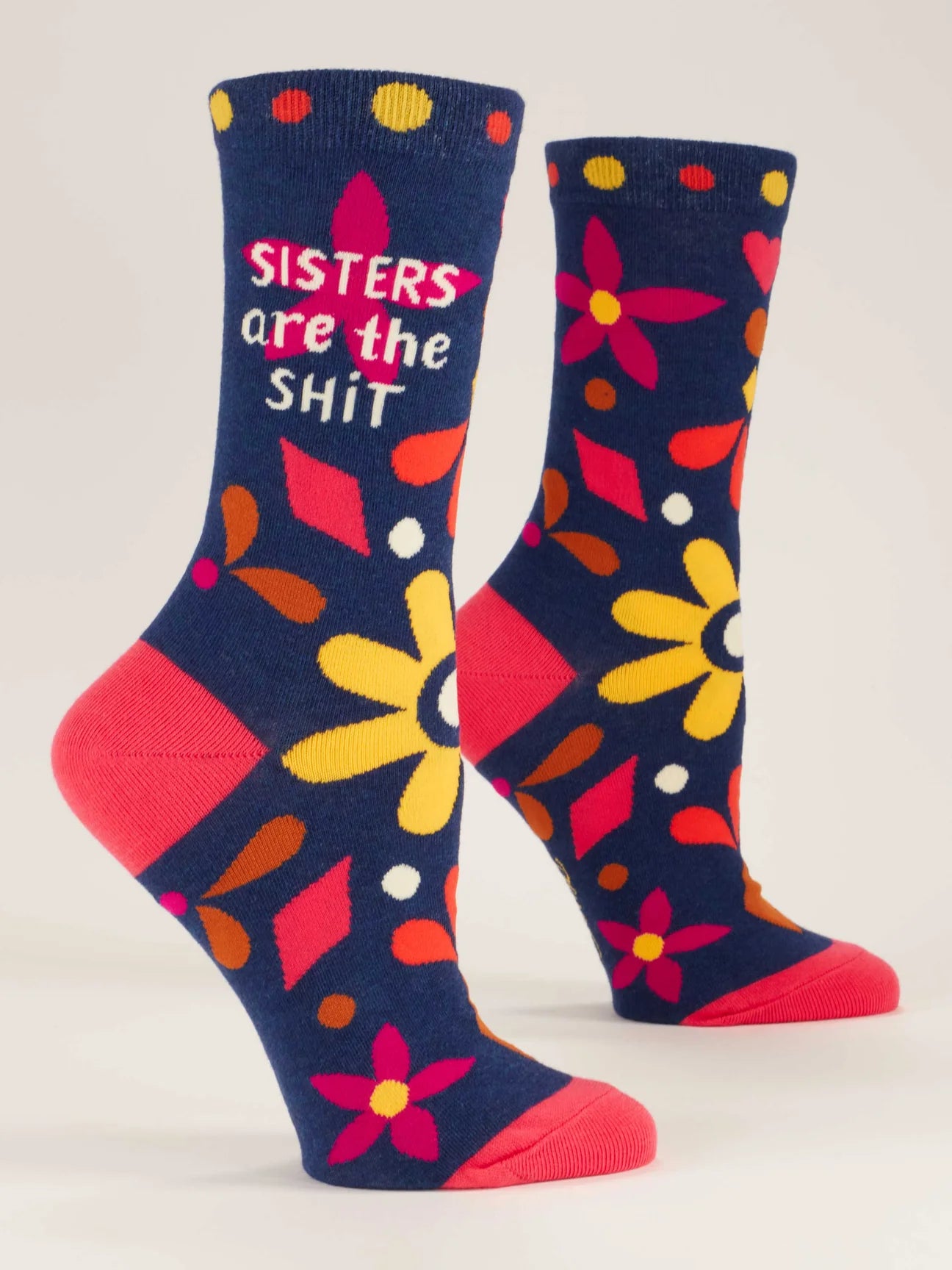 Blue Q: Sisters Are The Shit - Woman Crew Socks - Size 5-10