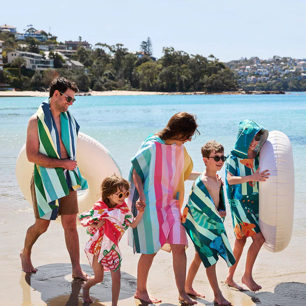 Dock & Bay: Quick Dry Poncho Kids - Turtley Tropical - Ages 3-10