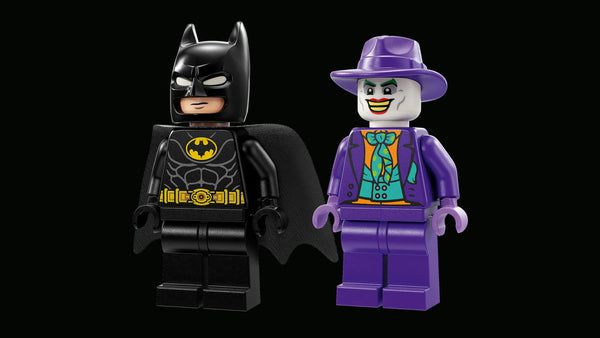 DC: Batwing: Batman vs. The Joker - Ages 8+