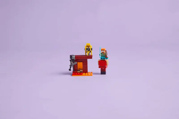 Lego: Minecraft the Nether Lava Battle - Ages 6+