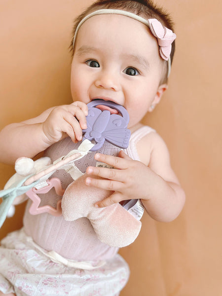 Itzy Ritzy - Bitzy Busy Ring™ Teething Activity Toy Bunny