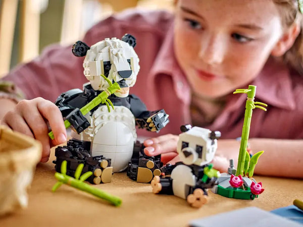 Lego: Creator Wild Animals - Panda Family - Ages 8+