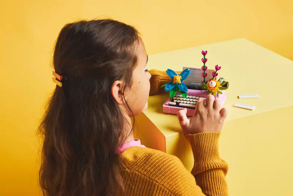 Lego: Creator Typewriter with Flowers - Ages 8+