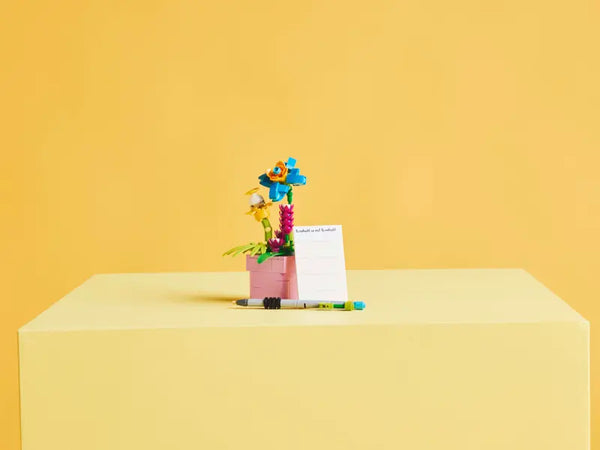 Lego: Creator Typewriter with Flowers - Ages 8+