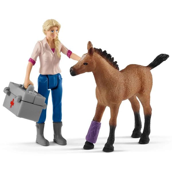 Schleich: Vet Visiting Mare and Foal - Ages 3+