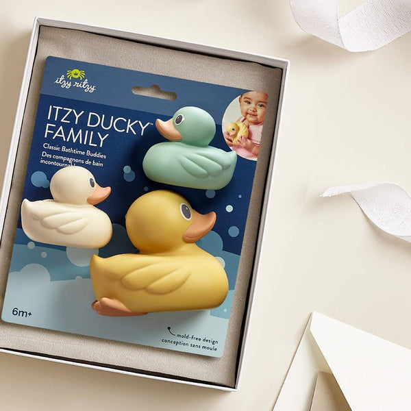 Itzy Ritzy - Itzy Ducky Family™ Bath Toy Set