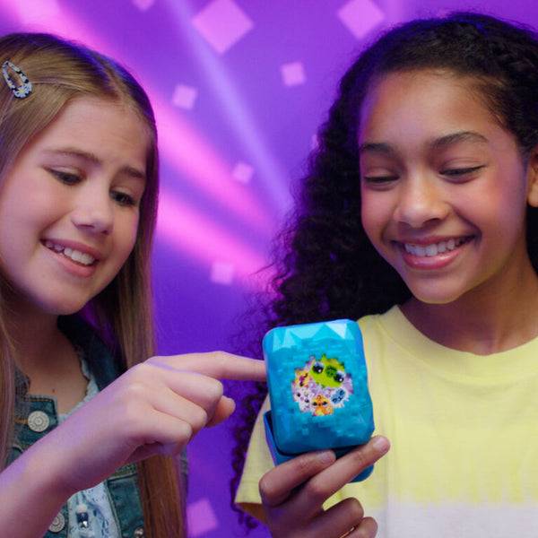 Bitzee Magical: Interactive Electronic Pet with 20 Characters - Ages 5+