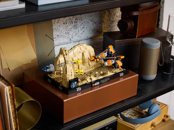 Lego: Star Wars Mos Espa Podrace Diorama - Ages 18+