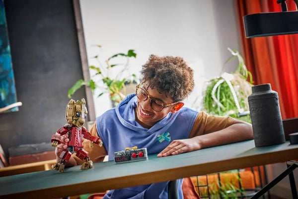 Lego: Marvel Ravager Jumpsuit Groot - Ages 10+