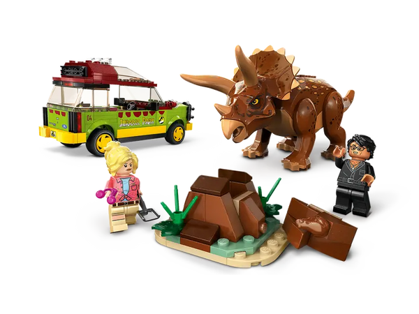 Jurassic Park: Triceratops Research - Ages 8+