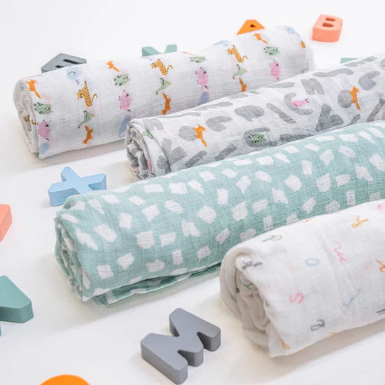 Aden + Anais: Swaddles 4-Pack Cotton Muslin  - Alphabet Animals - Age 0+