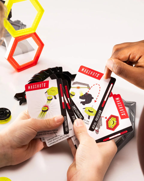 Fat Brain: Magshuto Stunt Park - Ages 6+