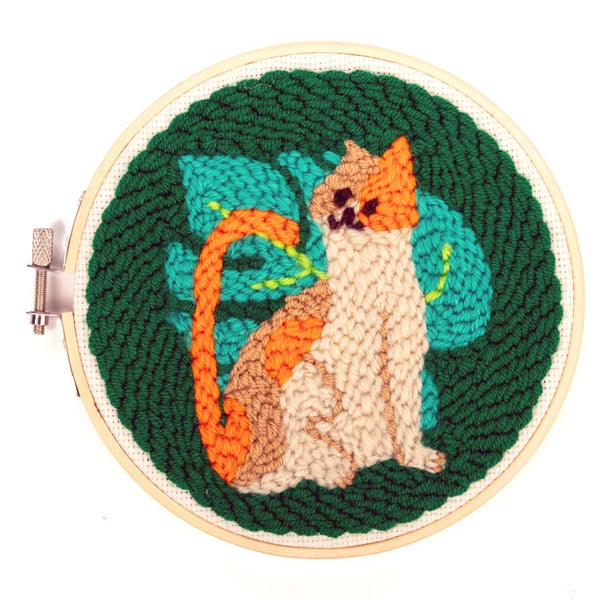 Kikkerland Punch Needle Kit Cat