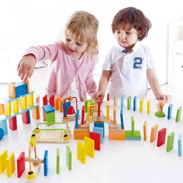 Dynamo Dominoes - Ages 3+