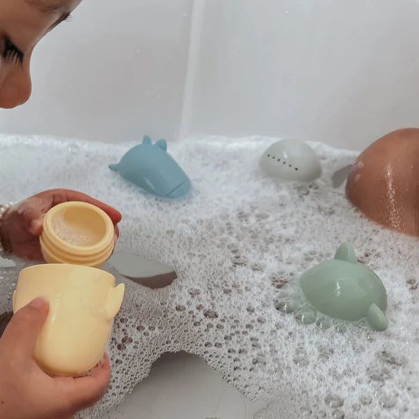 Noüka: Silicone Farm Bath Toys Set - Ages 3mths+