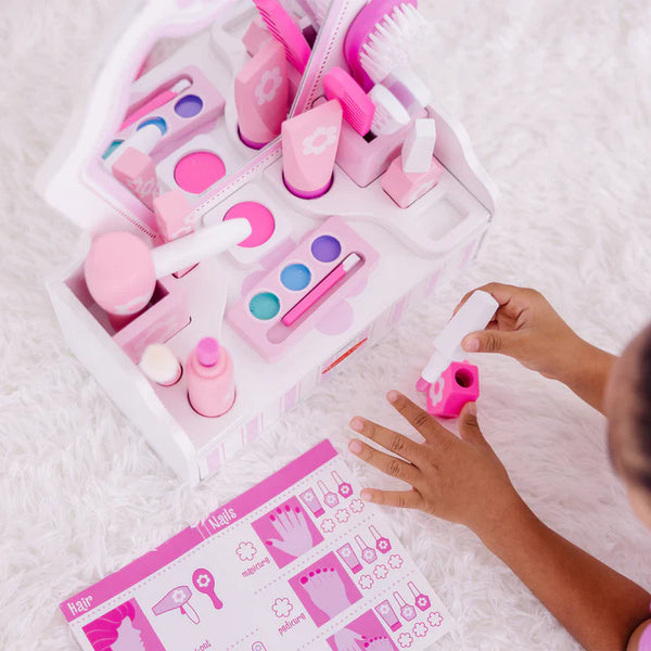 MD: Wooden Beauty Salon Play Set - Ages 3+