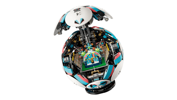 Lego: Editions - Soccer Ball - Ages 10+