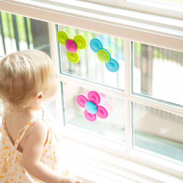 Fat Brain: Whirly Squigz - Ages 10mths+