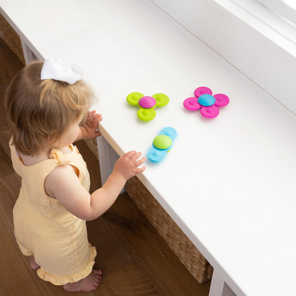 Fat Brain: Whirly Squigz - Ages 10mths+