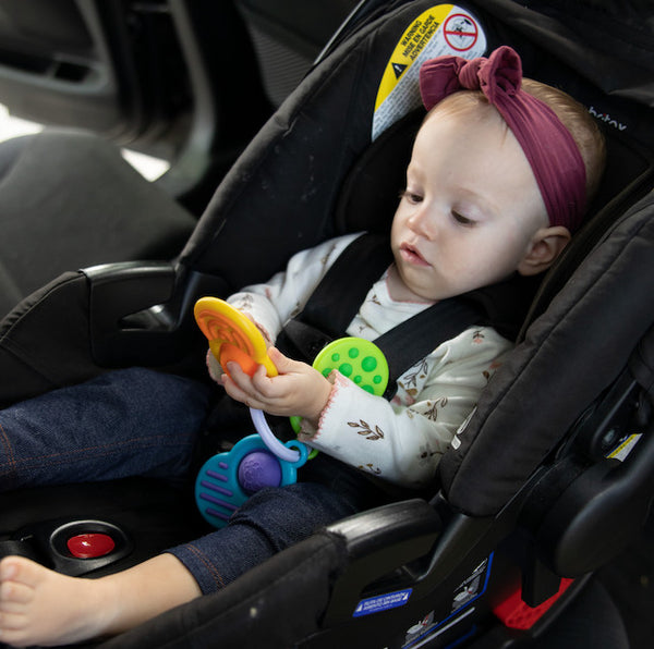 Fat Brain: Dimpl Clutch - Ages 0+