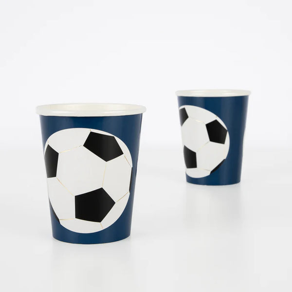 MM: Soccer Cups: 8 Pieces