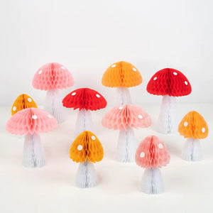 MM: Honeycomb Mushroom Decorations: 10 Pieces