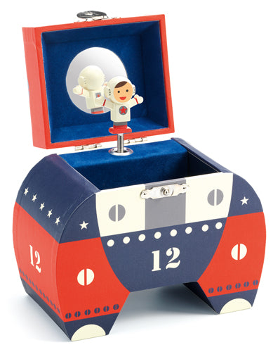 Music Box / Polo 12 - Ages 4+