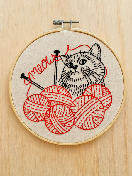 Knittin' Kitten: Complete Embroidery Kit - Level 1