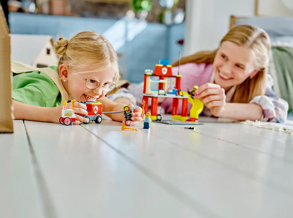 Lego: City Fire Station and Fire Truck - Ages 4+