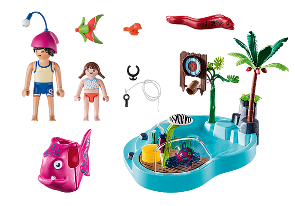 Small Pool with Water Sprayer - Ages 4+